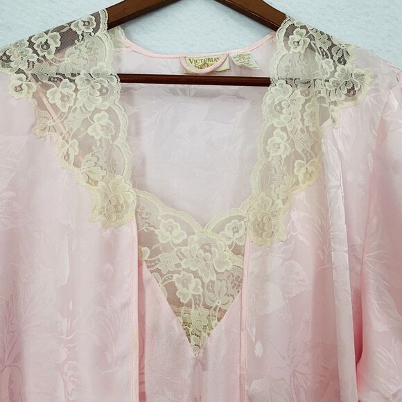 Victoria Secret Sleepwear Women M Pink Ivory Robe Negligee Gold Label Comfy VTG - Picture 13 of 14